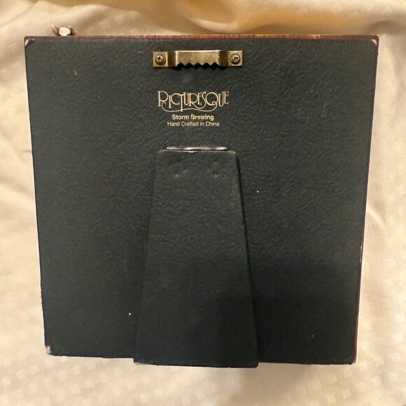 Harmony Kingdom Picturesque Storm Brewing by P. Calvesbert - Picture 7 of 7